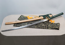 Load image into Gallery viewer, Tsiao Chih Buy Real Katana Europe | Hammer tone Handmade Damascus Steel Real Samurai Sword - Brass Tsuba, Full Tang Battle Ready (Germany Warehouse)