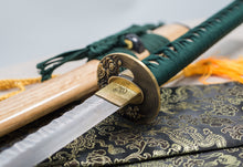 Load image into Gallery viewer, Tsiao Chih Buy Real Katana Europe | Hammer tone Handmade Damascus Steel Real Samurai Sword - Brass Tsuba, Full Tang Battle Ready (Germany Warehouse)
