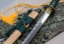 Load image into Gallery viewer, Tsiao Chih Buy Real Katana Europe | Hammer tone Handmade Damascus Steel Real Samurai Sword - Brass Tsuba, Full Tang Battle Ready (Germany Warehouse)
