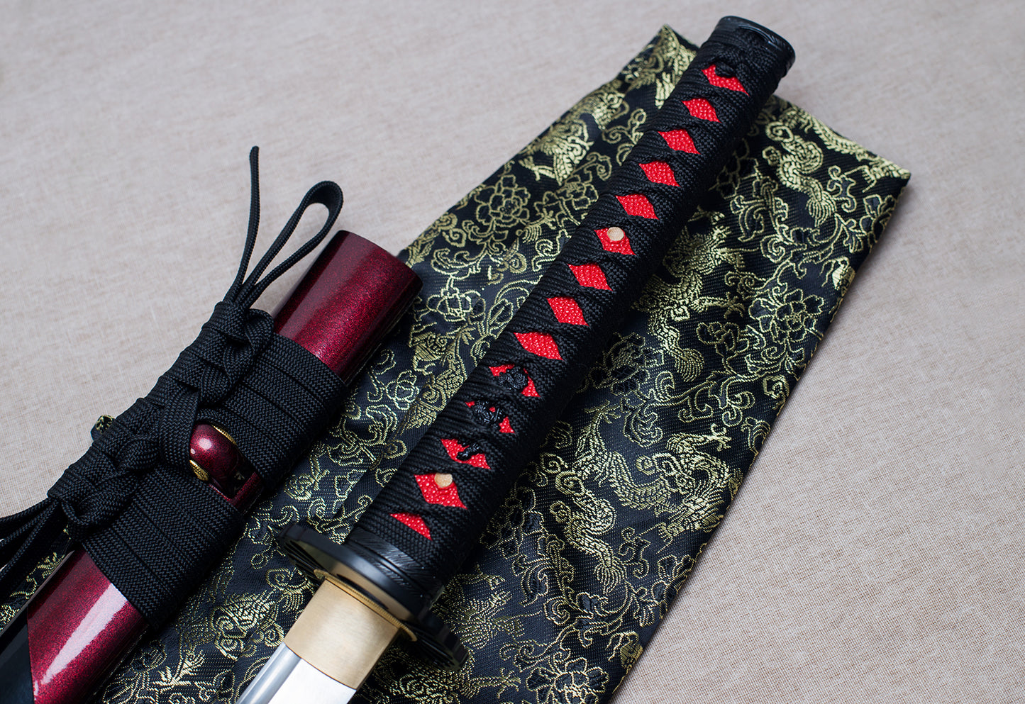 TsiaoChih Unokubi-Zukuri Katana | Hand-Forged Japanese Sword, Collector-Grade (EU Stock) - Tsuka-Ito (Handle Wrap)