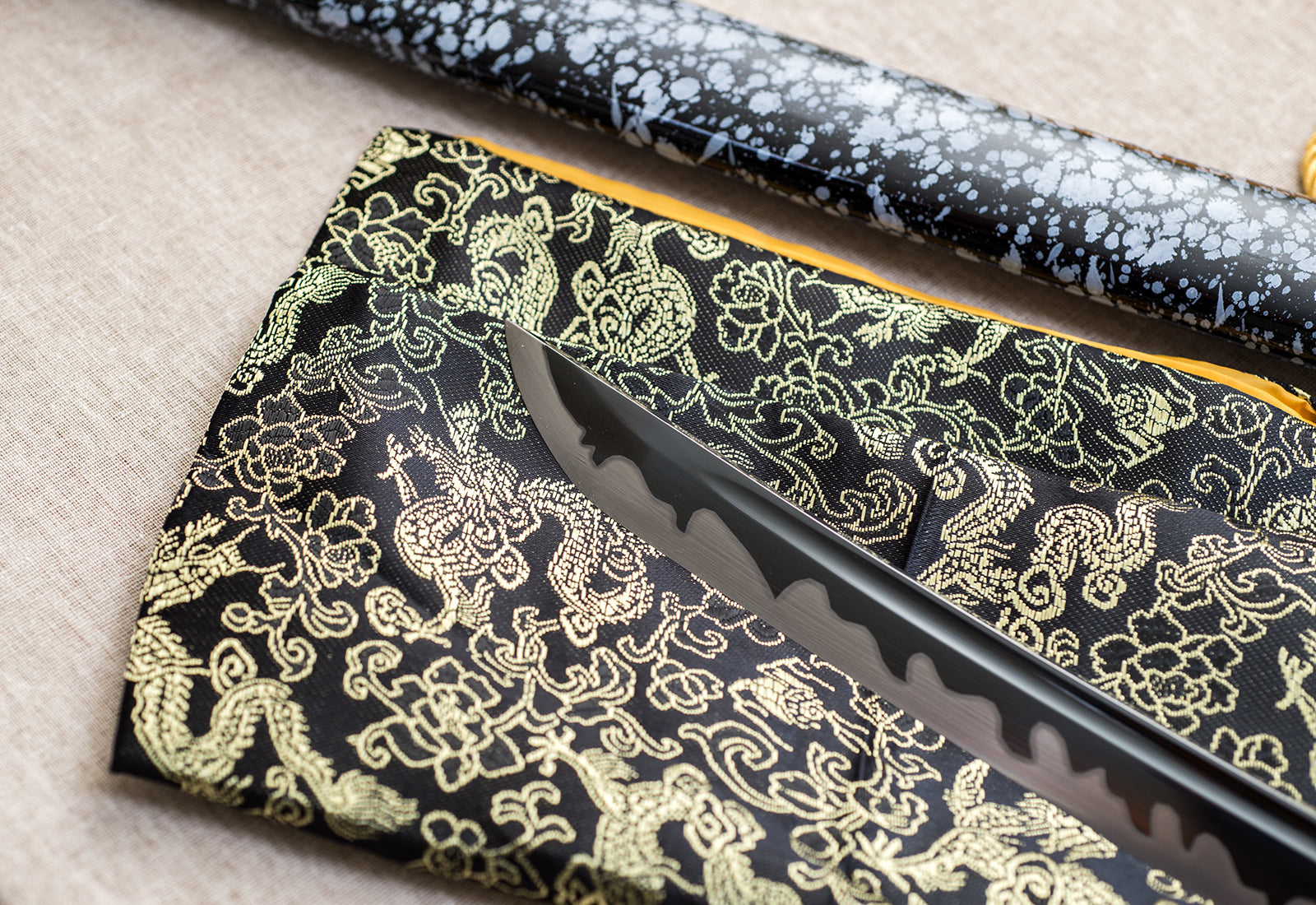 TsiaoChih 40" 1060 Carbon Steel Katana | Real Samegawa Handle, Removable Tsuka (EU Stock) - Kissaki (Blade Tip)