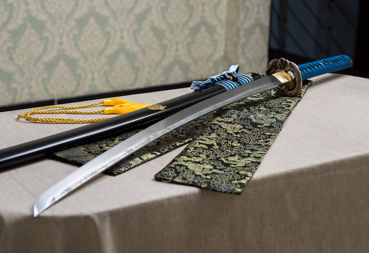 TsiaoChih Damascus Steel Katana | Snake Brass Tsuba, Full Tang, Collector-Grade (EU Stock) - Full Blade Profile