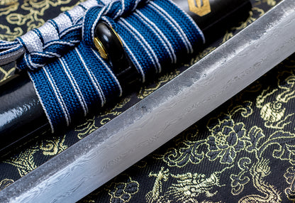 TsiaoChih Damascus Steel Katana | Snake Brass Tsuba, Full Tang, Collector-Grade (EU Stock) - Kissaki (Blade Tip)